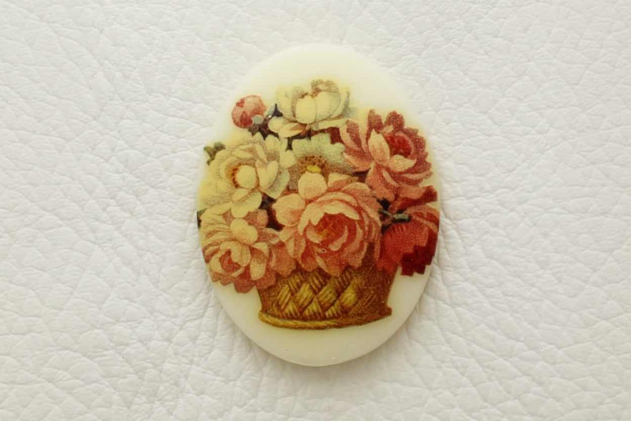 40mm x 30mm Vintage Rose Basket Cabochon, Pack of 3