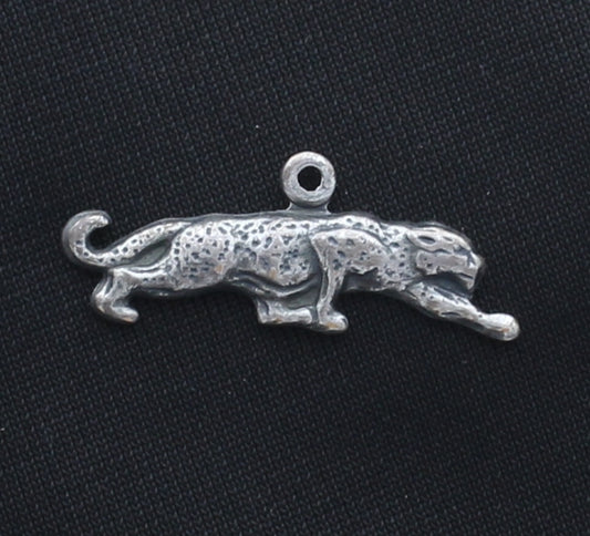 23mm Classic Silver Finish Right Facing Leopard Charm, pack of 6