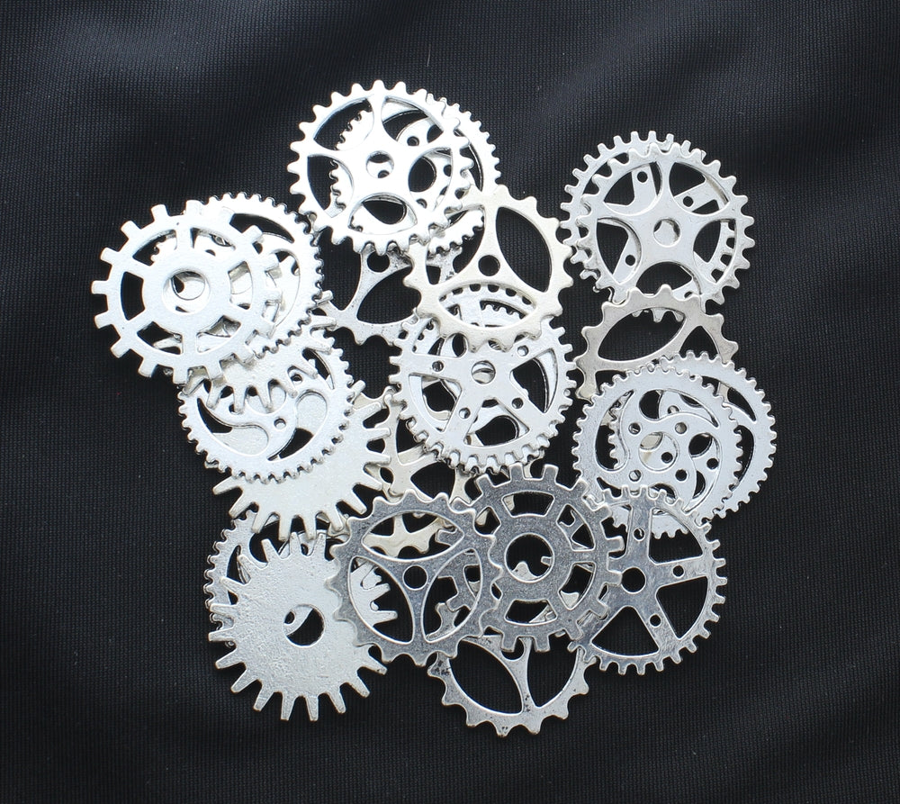 19mm-25mm Steampunk Watch Parts Gears CogWheel Charm Assortment, Mixed size, Antique Silver, Pack of 24