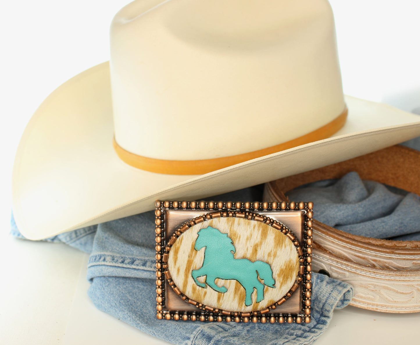 Run Wild, copper buckle, Made in USA, 77.7mm x 98.8mm