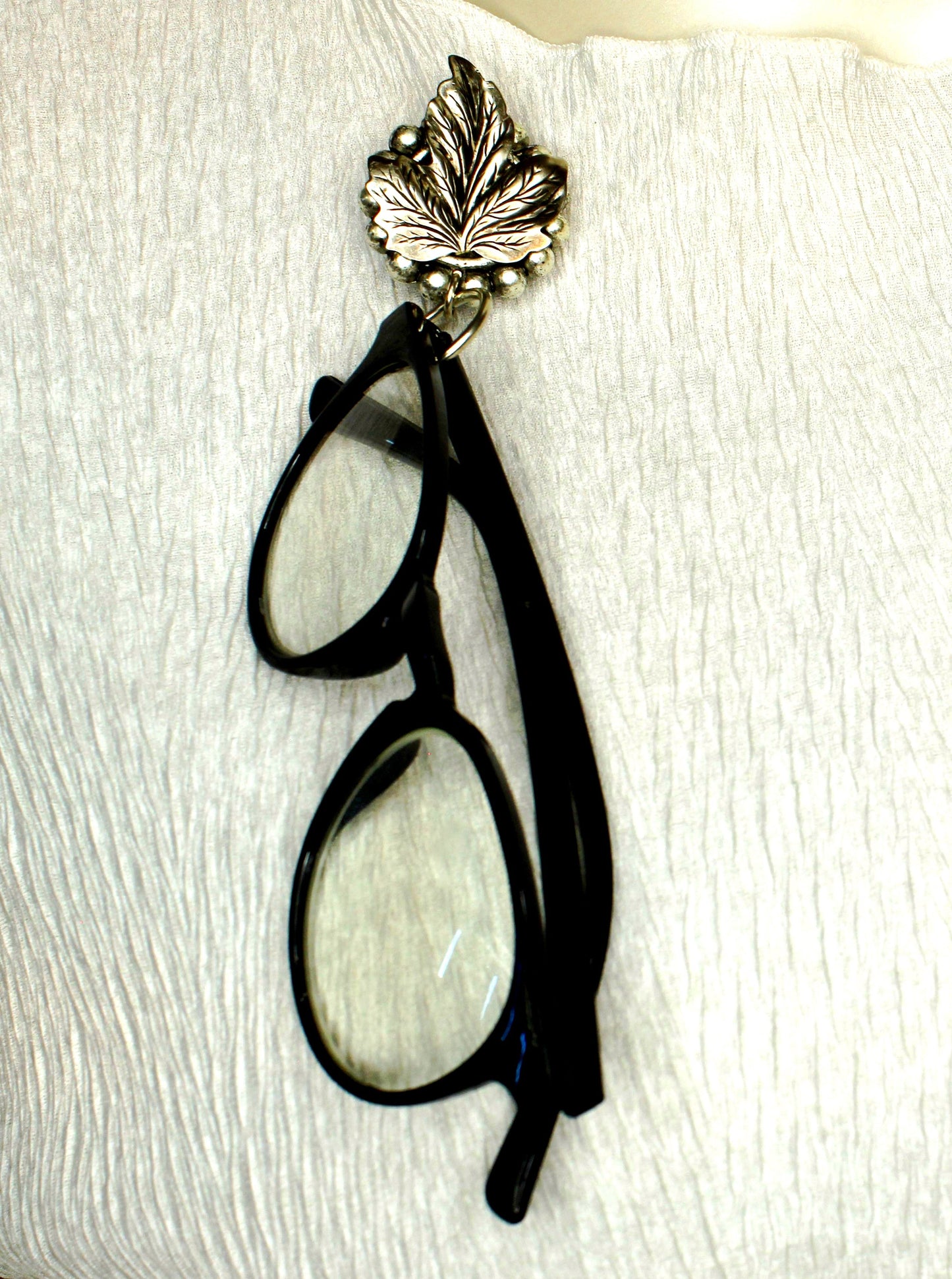 43mm x 33mm Silver Leaf Eyeglass Holder, made in USA, each