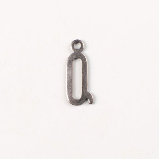 15x6mm Q Letter Charm, Classic Silver Metal Stamping, pk/6