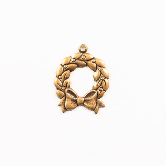 18mm Antique Gold Christmas Wreath Charm, pack of 6