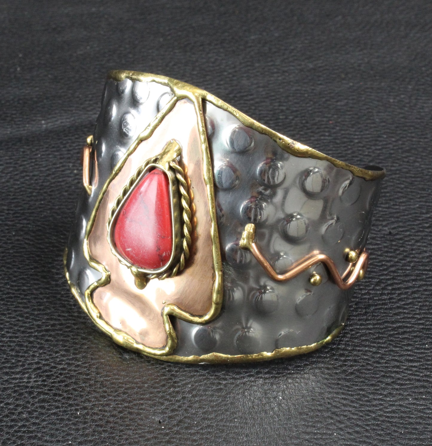 Cuff Bracelet w/Red Magnesite Arrowhead, Silver/Copper/Brass Tone, ea