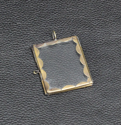 Scalloped Rectangle Glass Frame Locket Pendants, 2 ea