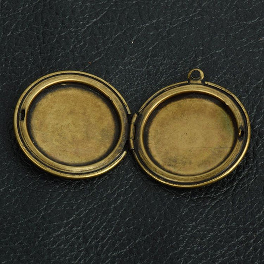 Brass Locket 31mm Smooth-n-Textured Round Locket, Antiqued Gold, pack of 2