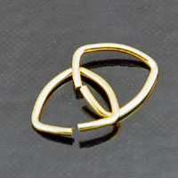 7mm Three-Sided Jump Ring gold, oz