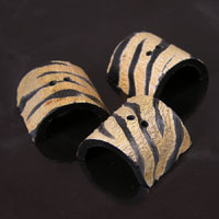 30mm Curved Zebra Stripe Bamboo Button ea