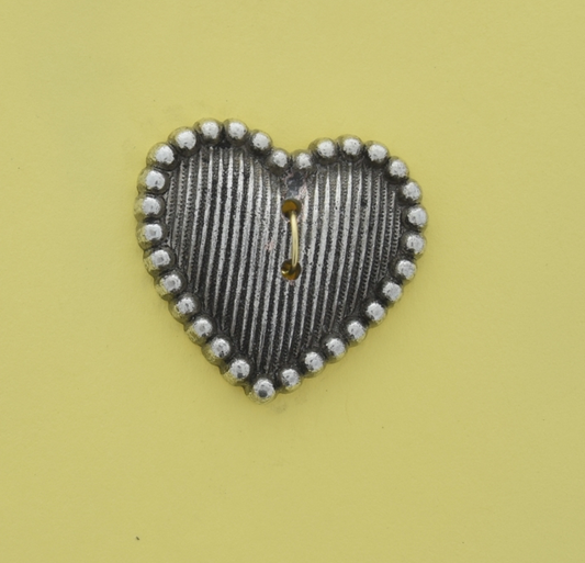 button 24mm Antique Silver Vintage Heart Charm, FlatBack, ea
