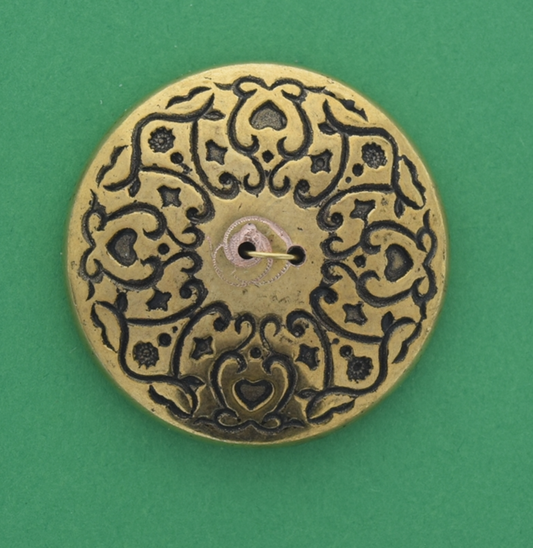 button 35mm Baroque Medallion Flatback, Vintage Brass, ea
