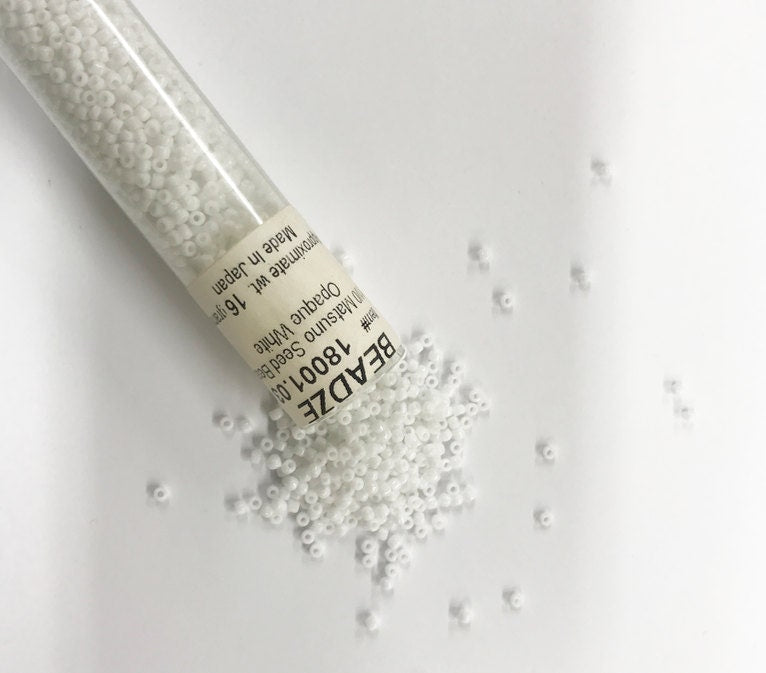 2mm Japanese Glass Matsuno 11/0 Seed Beads, white pearl, Approximately 16 Gram, Approx. 2575 beads