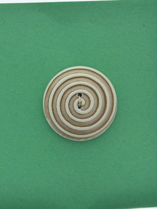 Vintage Spiral Button, 2 hole, 26mm, white with gold, made in Germany, pack of 4