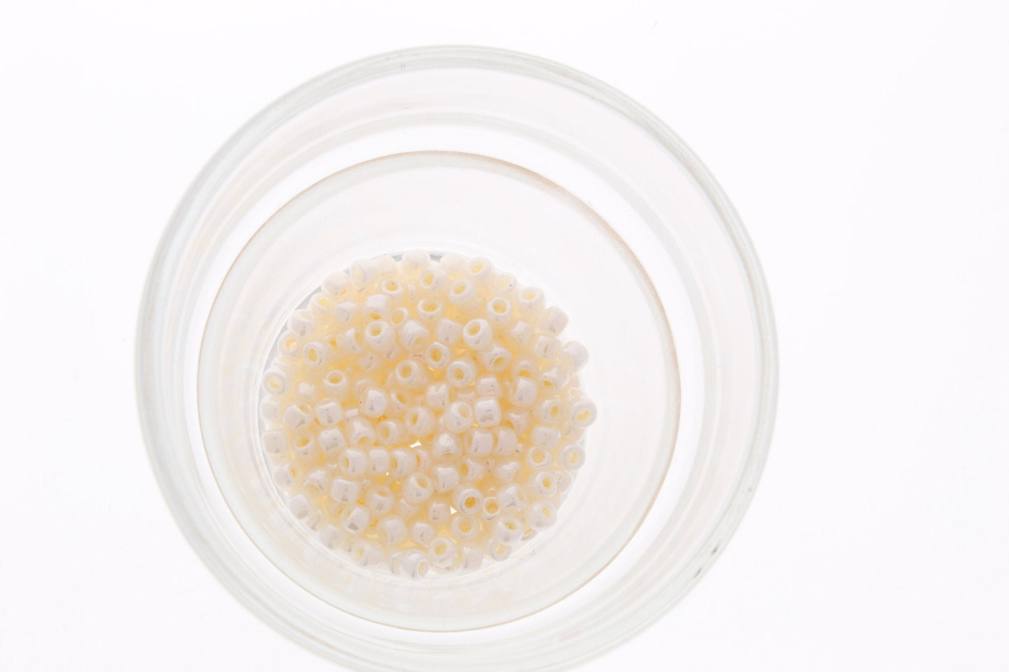 Matsuno 3.6mm Japanese Seed Beads 6/0, ceylon light creme, 17 grams