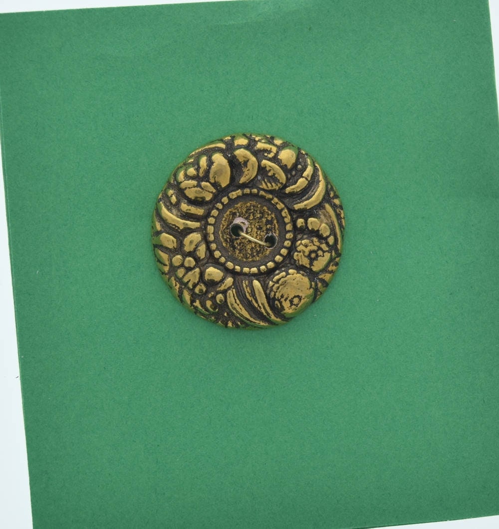 Vintage Button, 2 hole, 28 mm antique gold plated, made in Germany, pack of 4