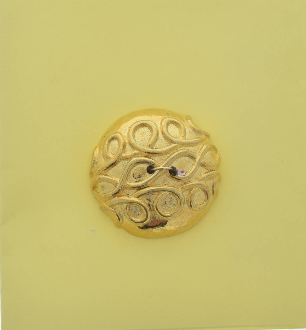 Vintage Round Button, 2 hole, Gold plated, made in Germany, pack of 4