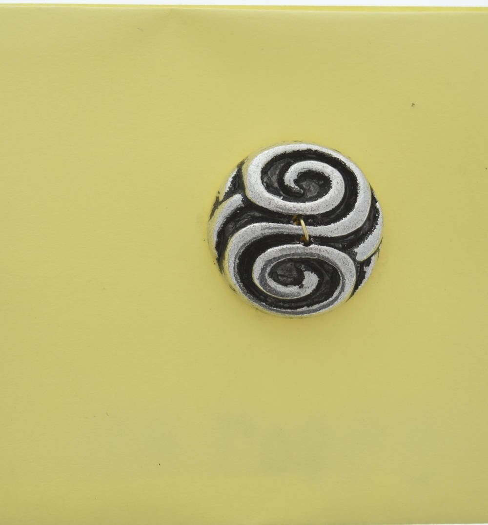 Vintage Swirl Button, 2 hole, Gold plated plated, made in Germany, pack of 4