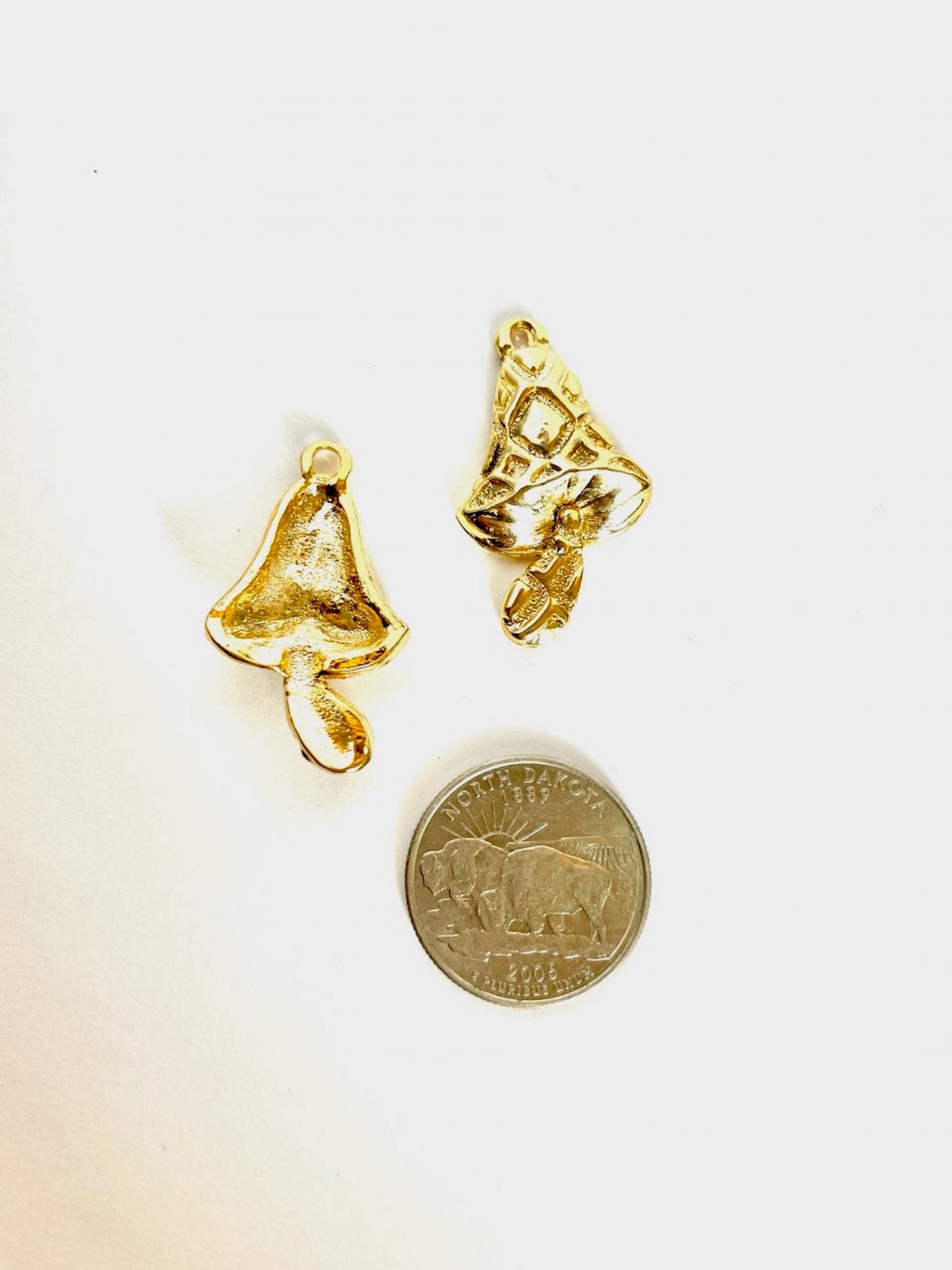 35mm Toadstool Mushroom Charm, Hamilton gold, Made in USA, pack of 3