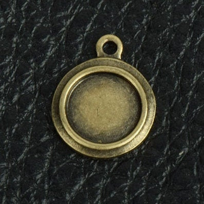 9mm Round Stamping Charm with 6mm bezel setting, can be engraved, Antique Gold, Made in USA, pack of 6