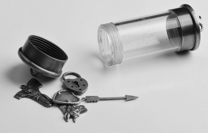 Memory Capsule Pendant, 2 1/3", J143BR, Antique Brass Gold Caps, Plexi Glass, Each J413BR