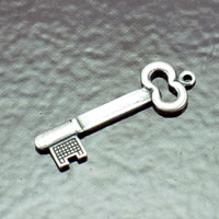 9x25mm Skeleton Key, Vintage Classic Silver, pk/6