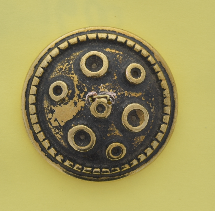 38mm(1.49in) Round Shield w/assorted sets, Vintage Brass, ea