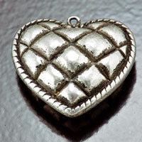 34x31mm Antique Silver Grooved Heart Pendant, ea