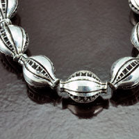 19x13mm Vintage Classic Silver Onion Beads, strand