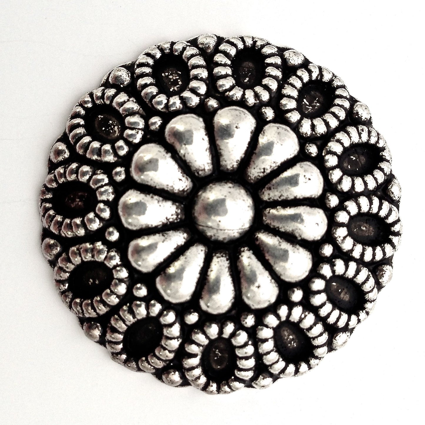 38mm Round Flower Vintage Button, Classic Silver, pack of 6