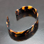 Vintage Italian Tortoise Cuff Bracelet, quality lucite, 3/8" width, pack of 3