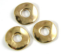 25x3mm Gold Hammered Wavy Rings, pk/12