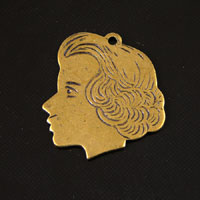 20x19mm Vintage Brass Finish MOM, each