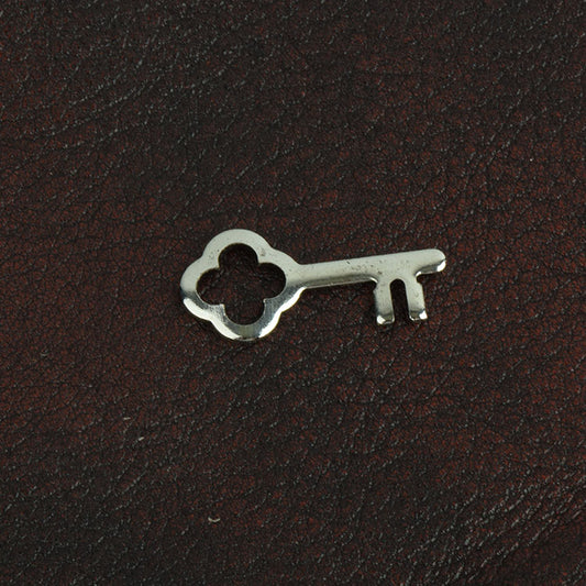Skeleton Key charm, Vintage Silver, pack of 6