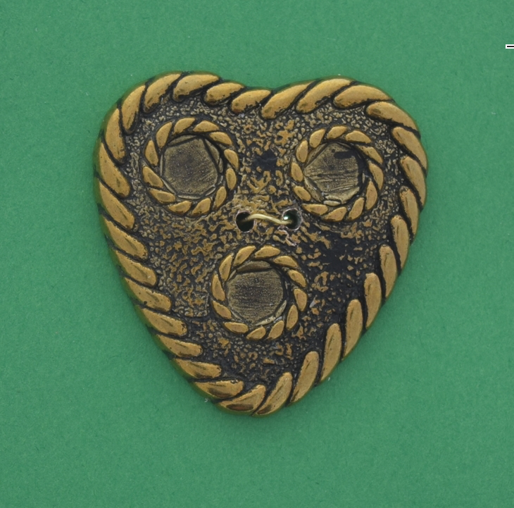 33mm Concho Heart Button Cabochon, with 6.5mm settings, pack of 6