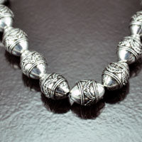 15x11mm Athenian Oval Wreath, Antiqued Classic Silver Beads, strand