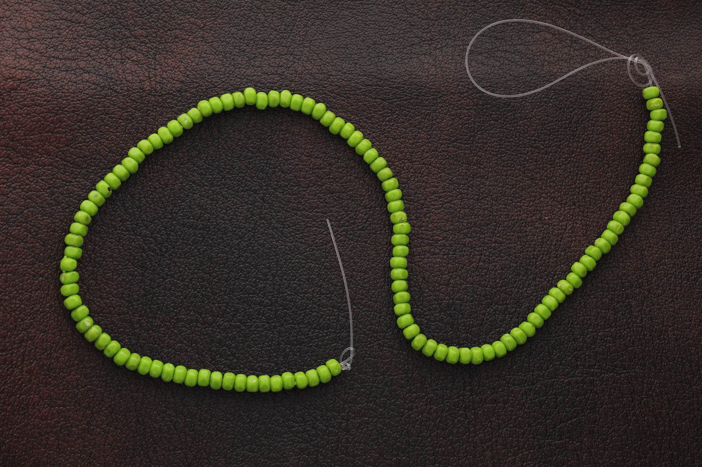 4mm Acrylic Pebble Beads, Gaspeite, Sold by Strand