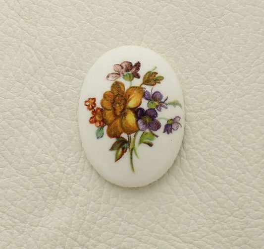 40mm x 30mm Vintage Floral Spray Cabochon, Pack of 3