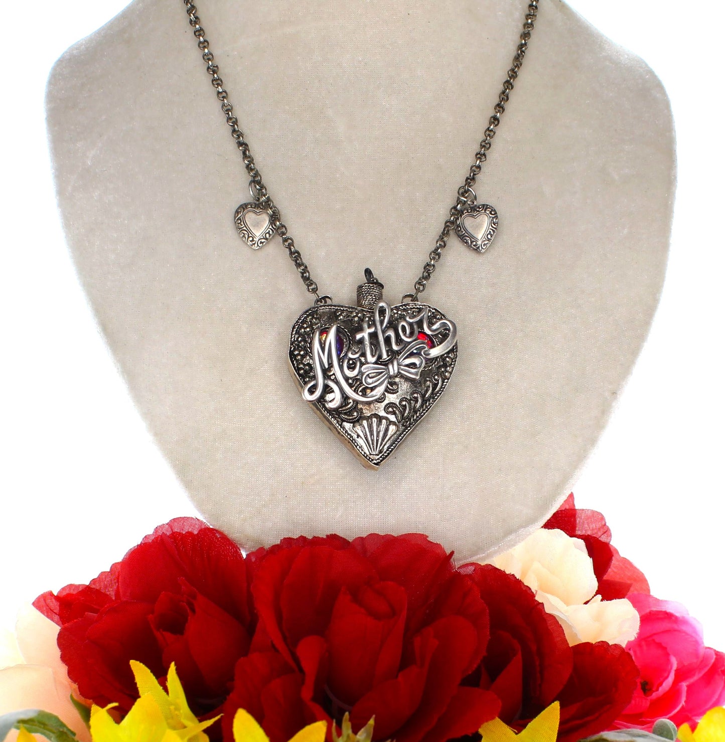 66mm x 52mm Hearts for Mom Necklace, made in USA, each