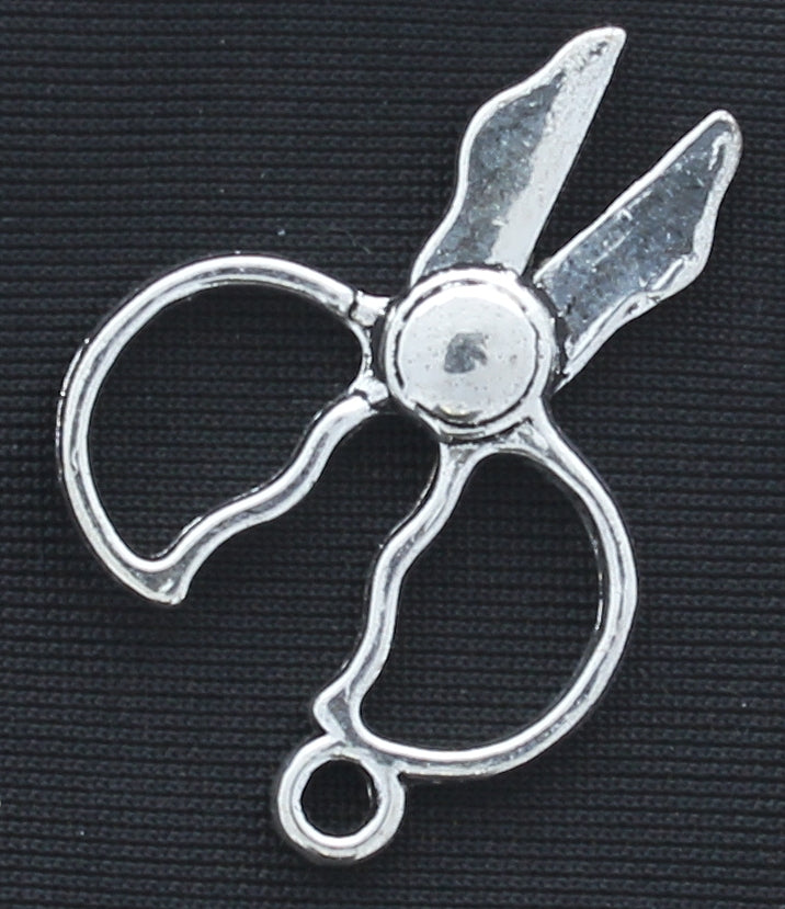 25mm x 16mm Scissors charm, classic silver, pack of 6