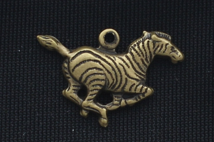 19x15mm Right Facing Zebra, Antique Gold Charm, pk/6
