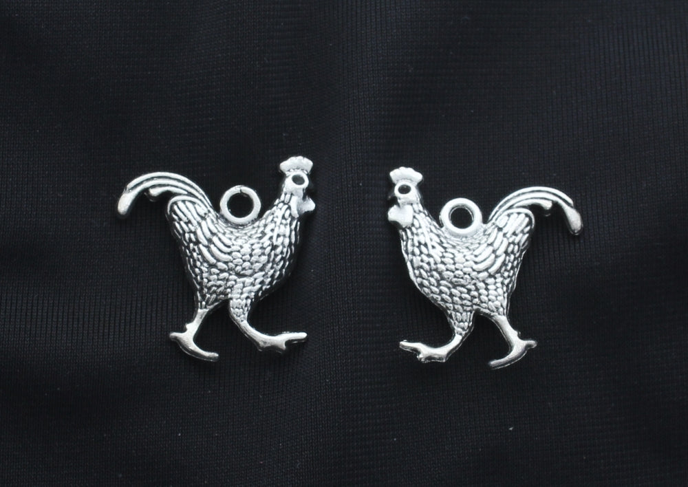 20.5mm Walking Chicken Charm, Detailed Feathers, Antique Silver, pack of 3