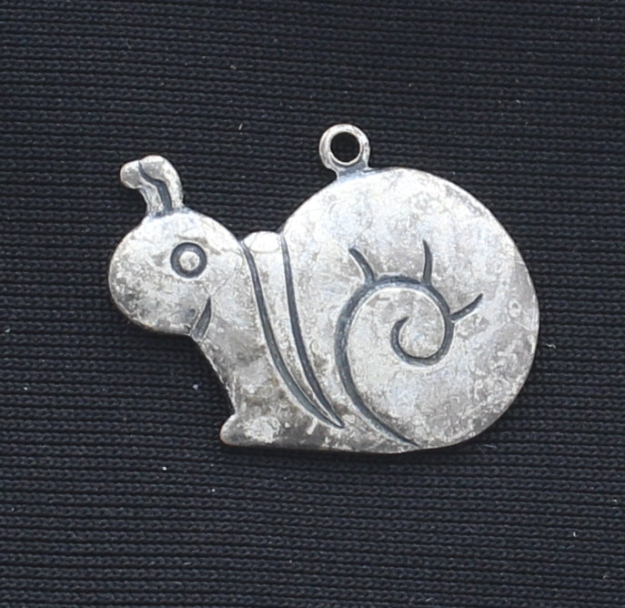 18mm Antique Gold, Classic Silver Finish Snail Charm, pack of 6