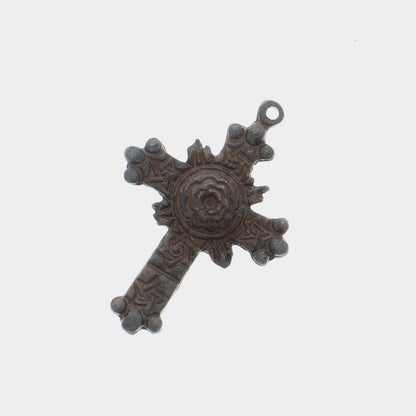 64mm x 45mm Rustic Floral Cross Pendant, each