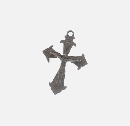 42mm x 29mm Antique Crucifix Pendants – Set of 2