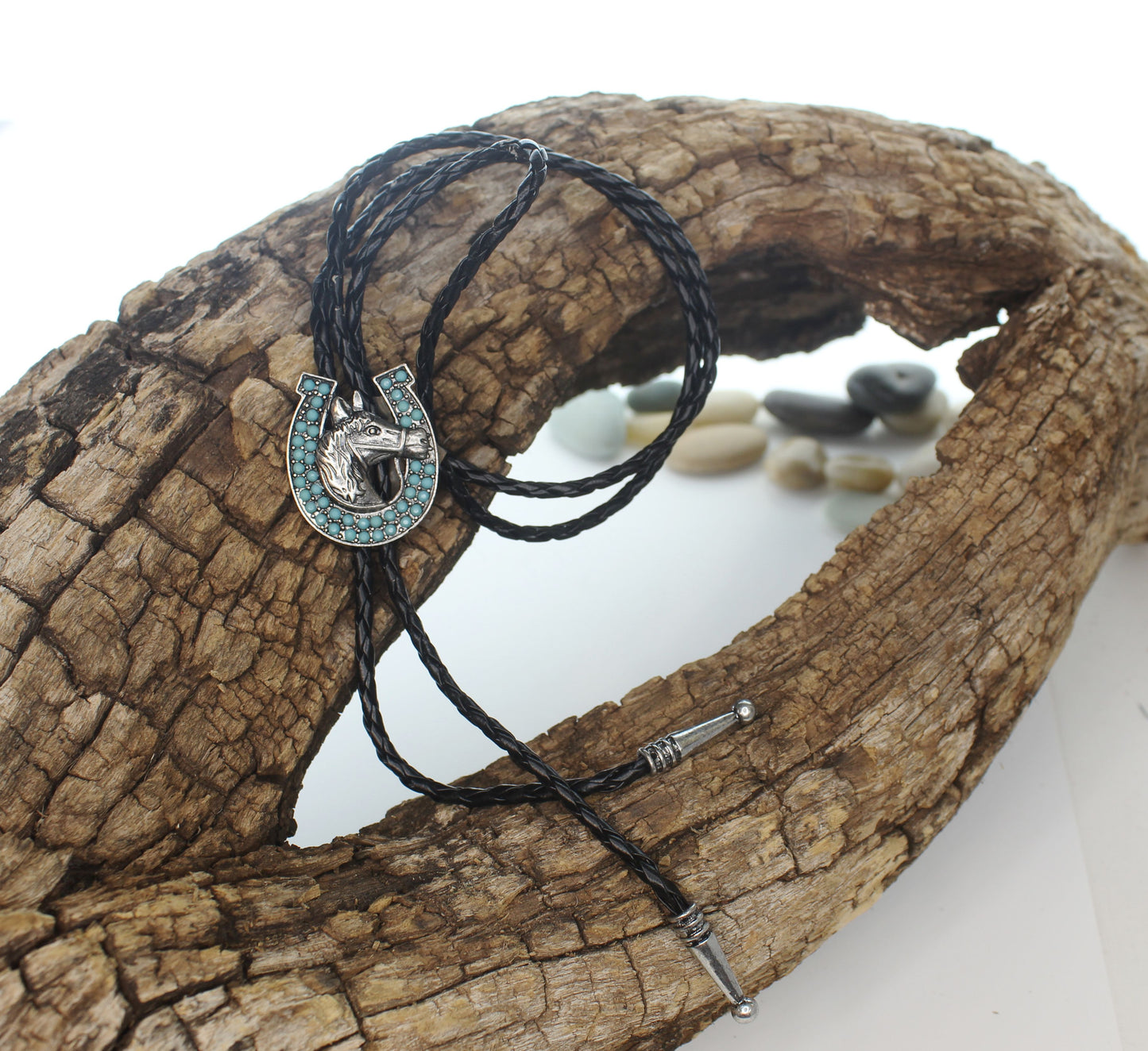 Iron Hoof Bolo Tie, Made in USA, 38.1mm x 32.1mm