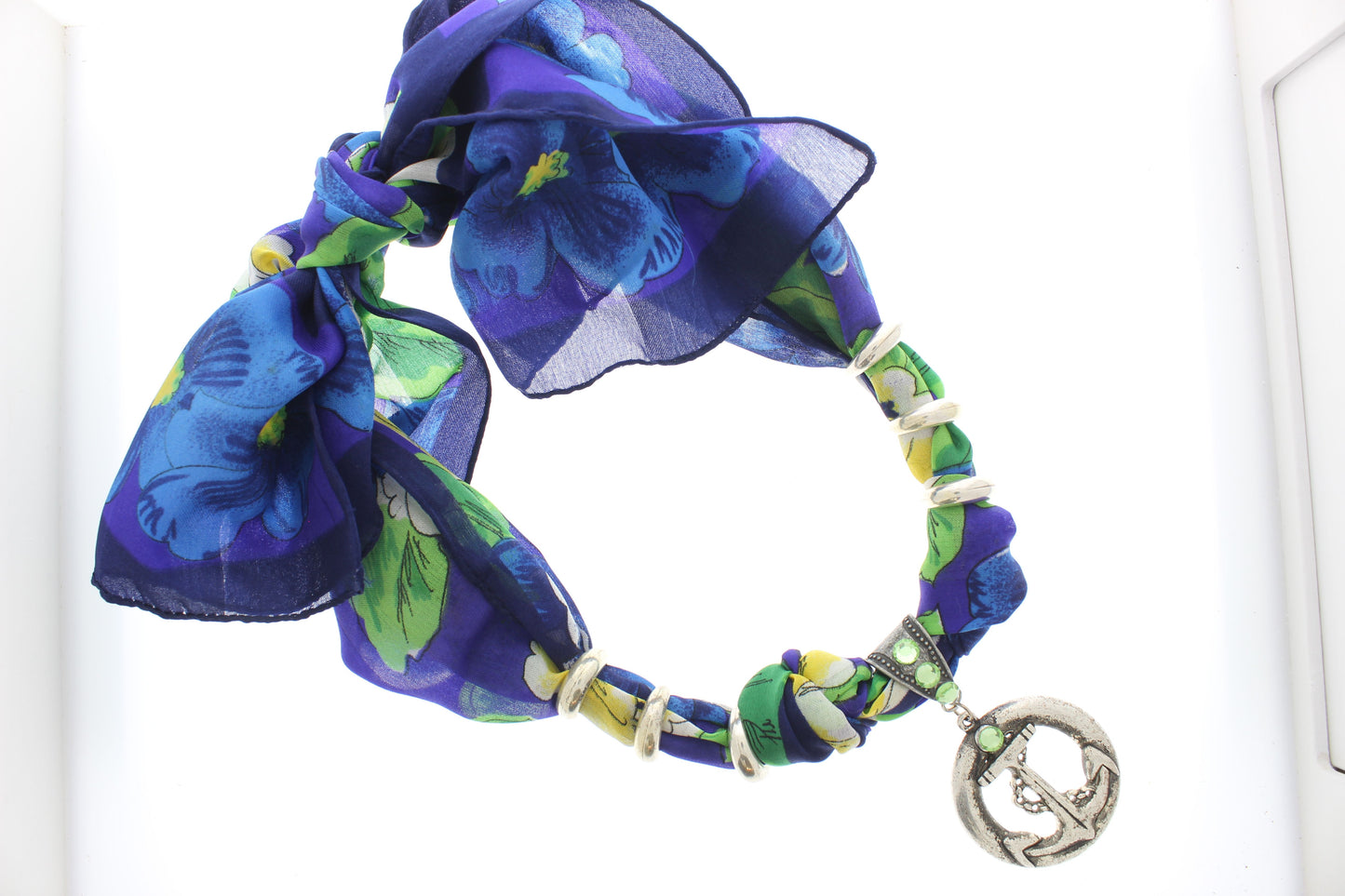 Anchored Bloom – Handcrafted Fabric Necklace with Pendant