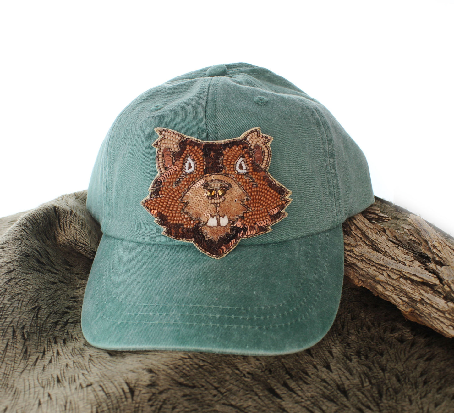 79mm x 84mm Beaver Embroidered Pin – Handmade Animal Brooch, each