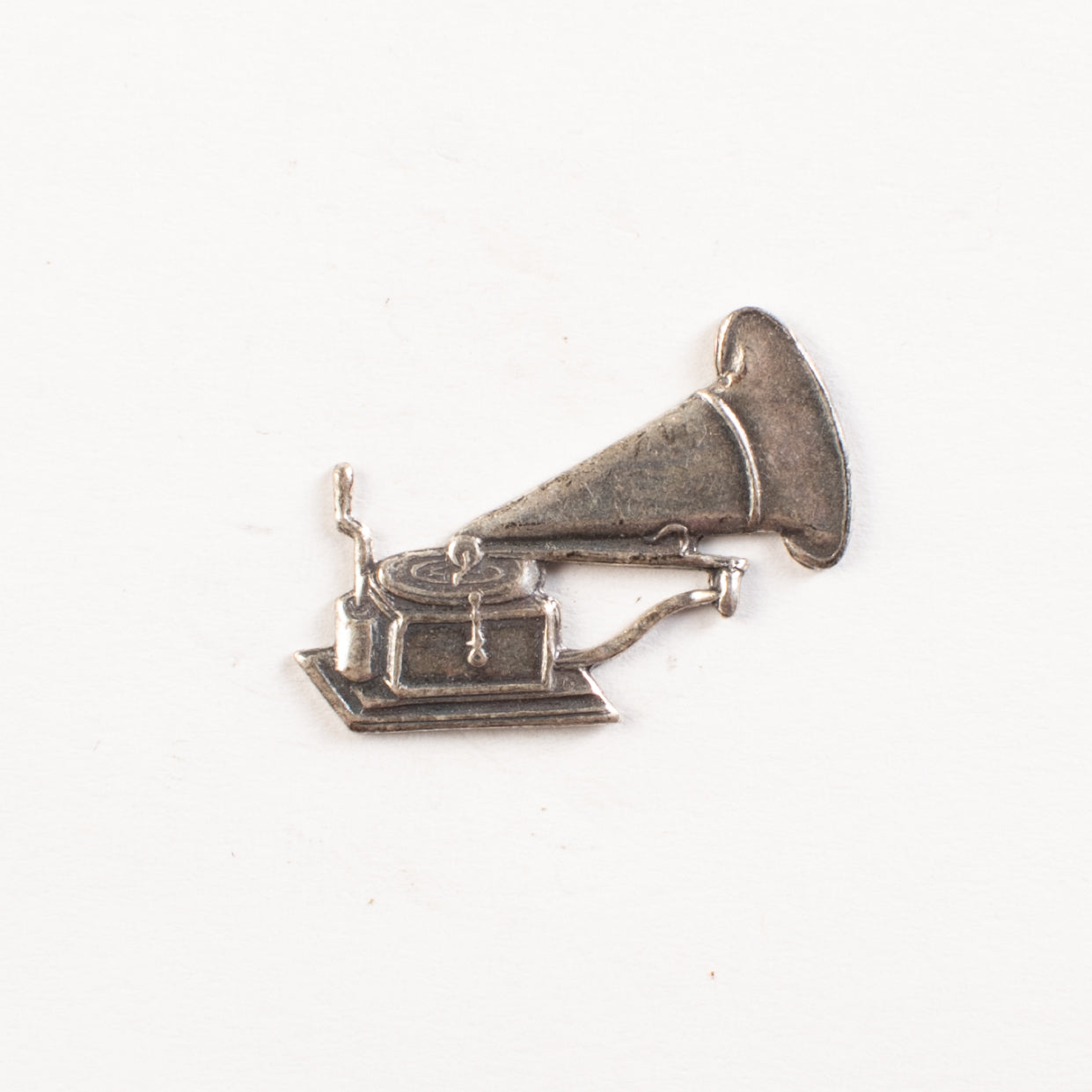 26mm Old Record Player Charm, Classic Silver, pk/6