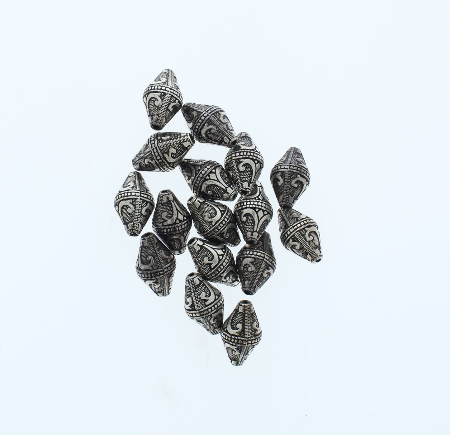 18mm x 11mm Vintage Filigree Diamond Beads, pack of 16