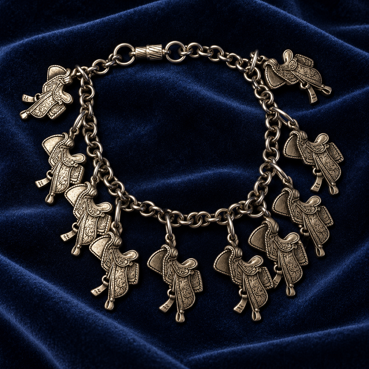Western Saddle Charm Bracelet, Antique Silver Tone Chain Bracelet, Cowgirl Jewelry, Equestrian Gift for Horse Lovers
