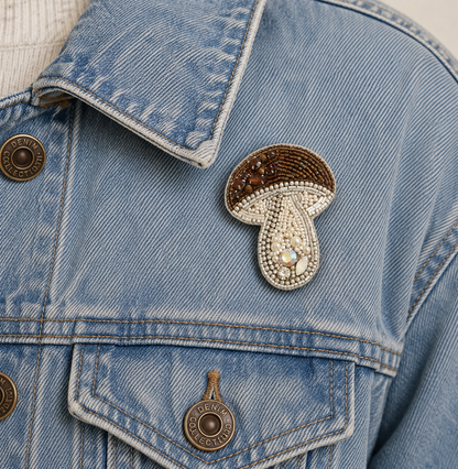 68mm x 51mm Enchanted Toadstool Pin, each